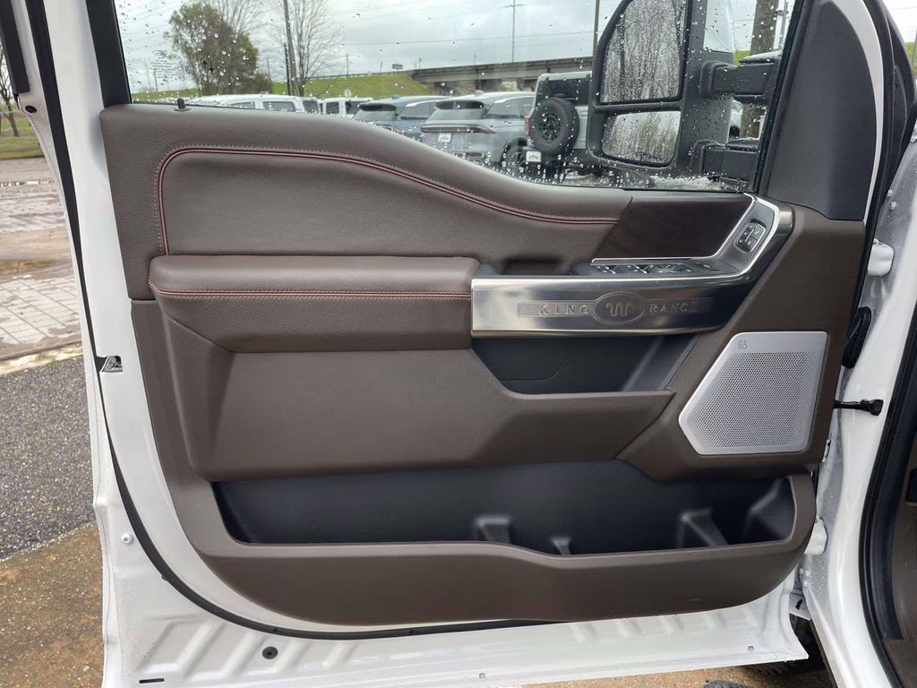 2026 Star White Metallic Tri-Coat Ford Super Duty F-250 SRW King Ranch 4X4 Truck