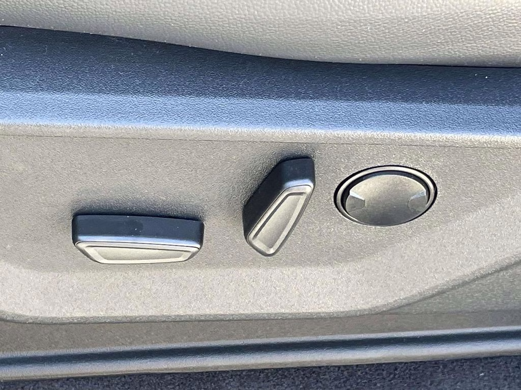 2026 Carbonized Gray Metallic Ford F-150 Lariat 4X4 Truck