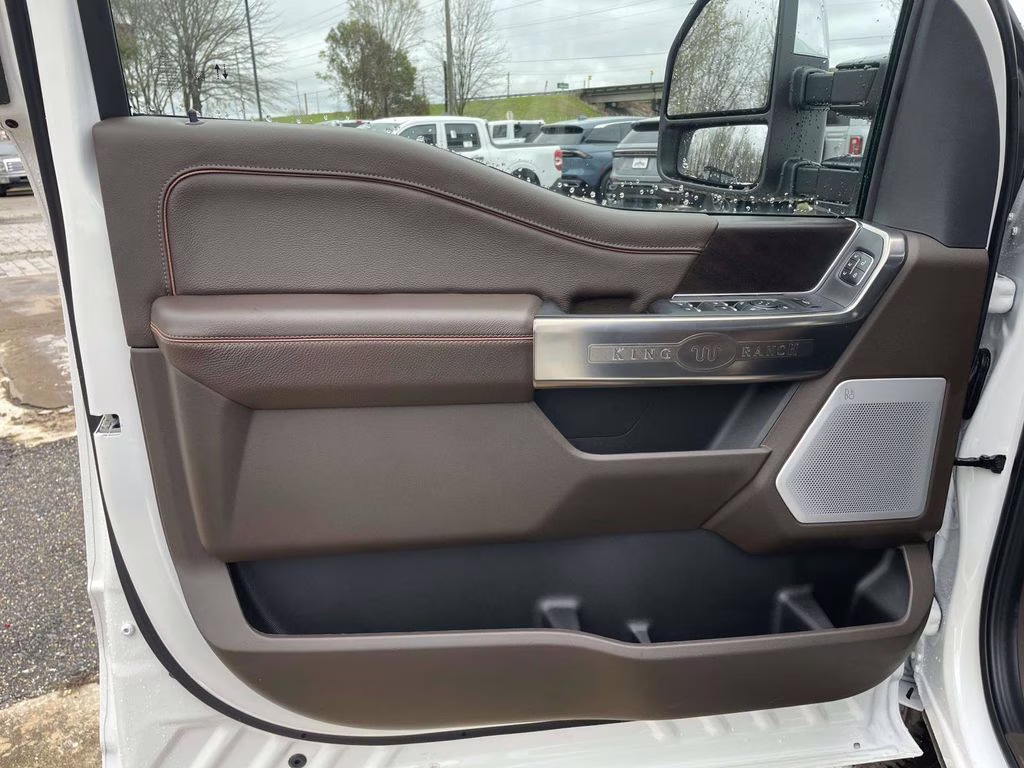 2026 Star White Metallic Tri-Coat Ford Super Duty F-250 SRW King Ranch 4X4 Truck