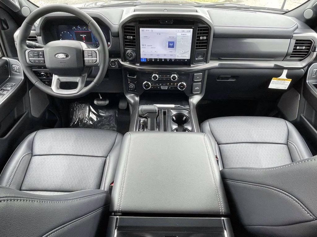 2026 Oxford White Ford F-150 Lariat 4X4 Truck