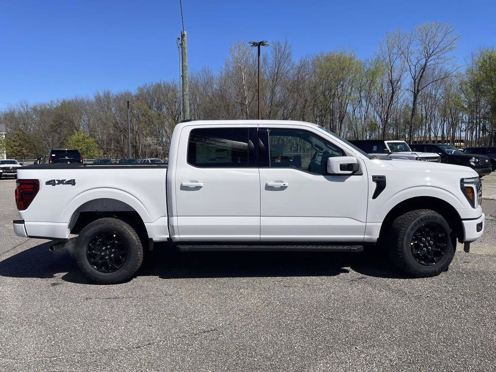 2026 Oxford White Ford F-150 Lariat 4X4 Truck
