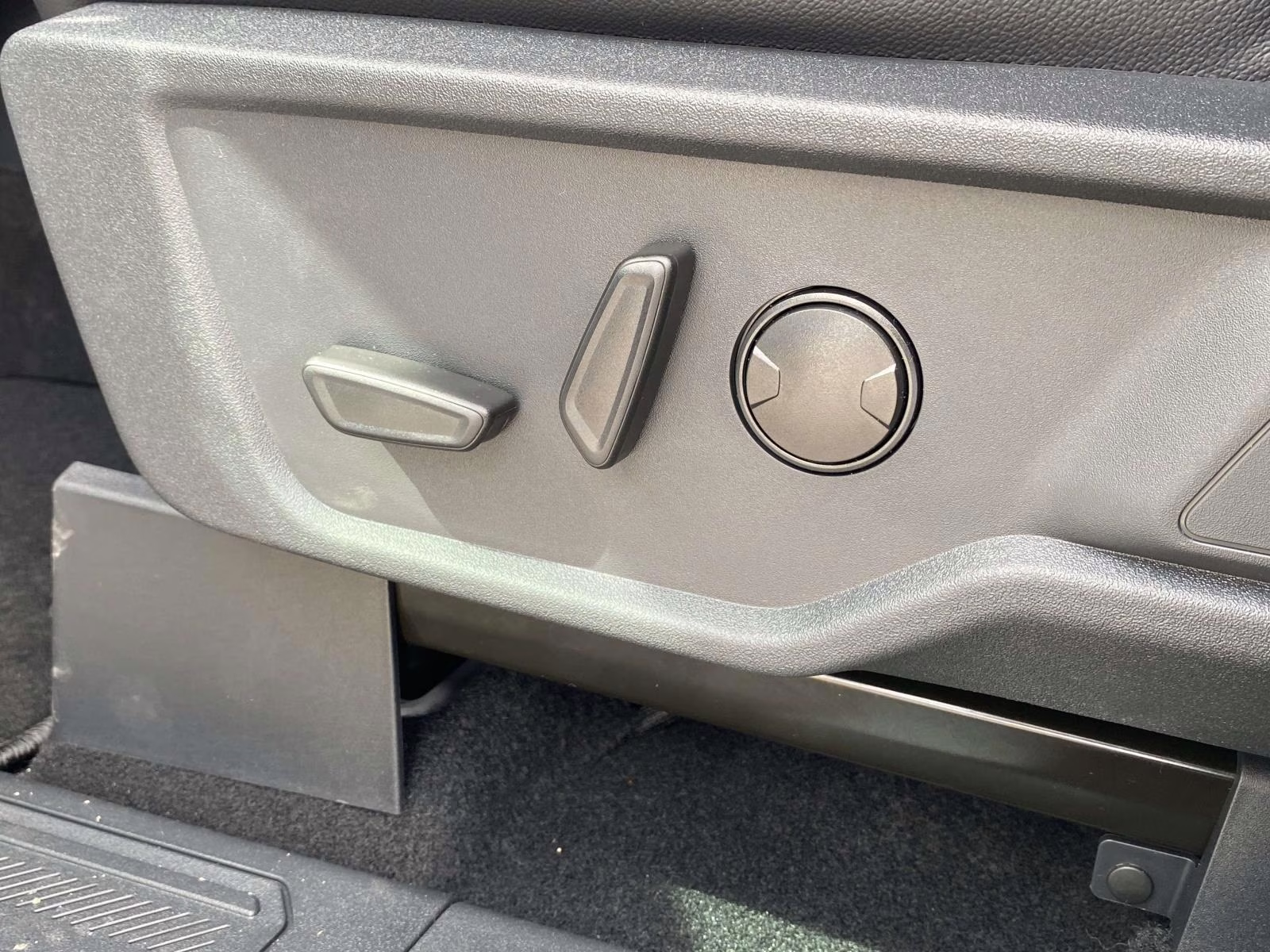 2026 Oxford White Ford Bronco Outer Banks 4X4 SUV