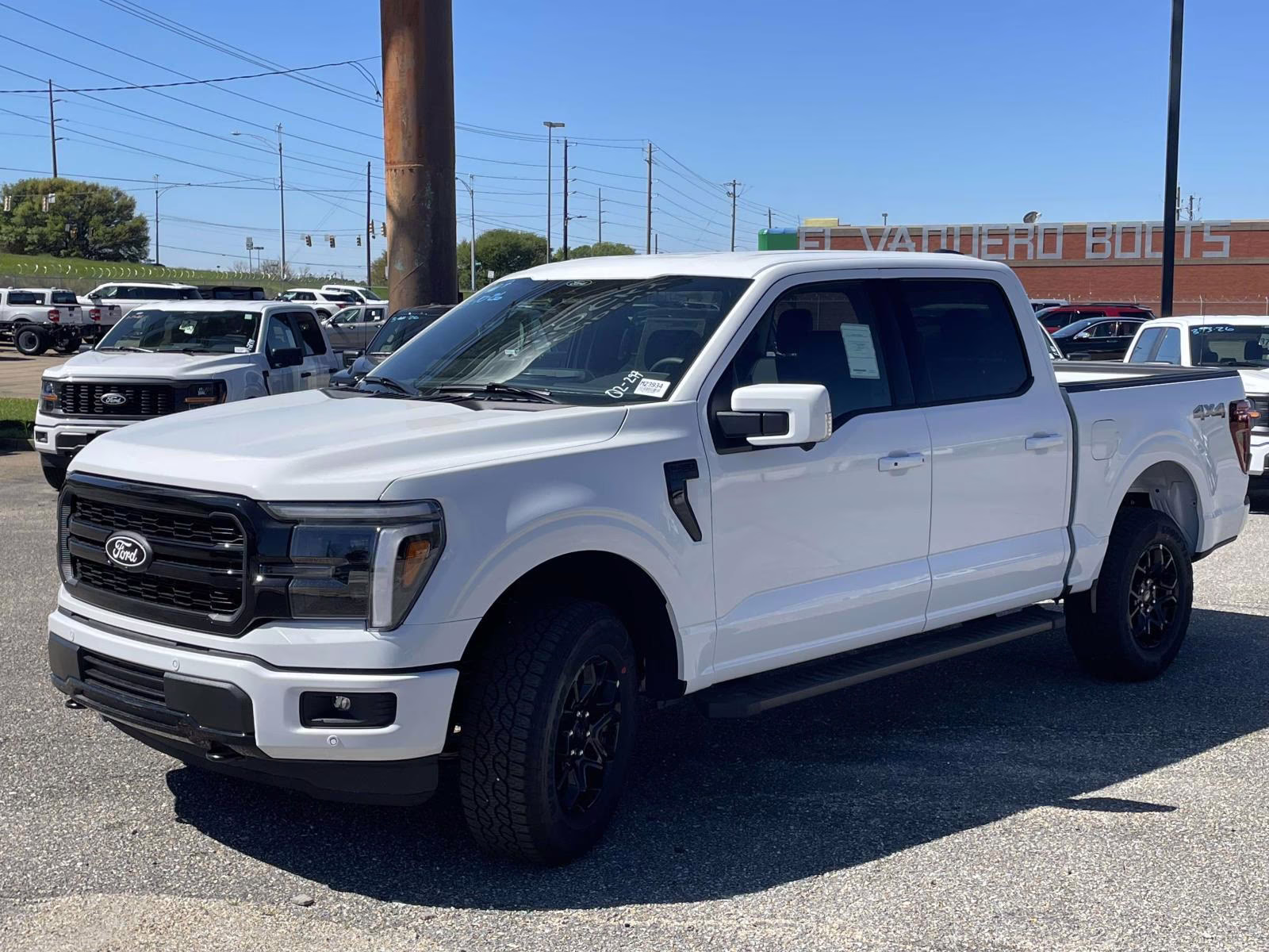 2026 Oxford White Ford F-150 Lariat 4X4 Truck