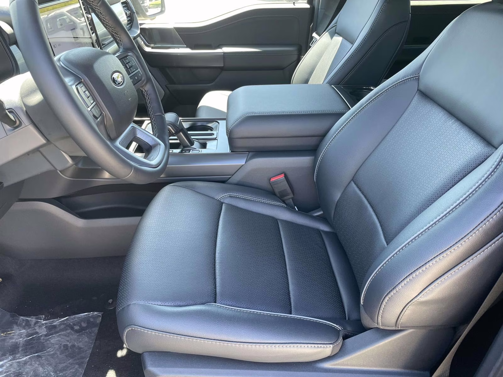 2026 Carbonized Gray Metallic Ford F-150 Lariat 4X4 Truck