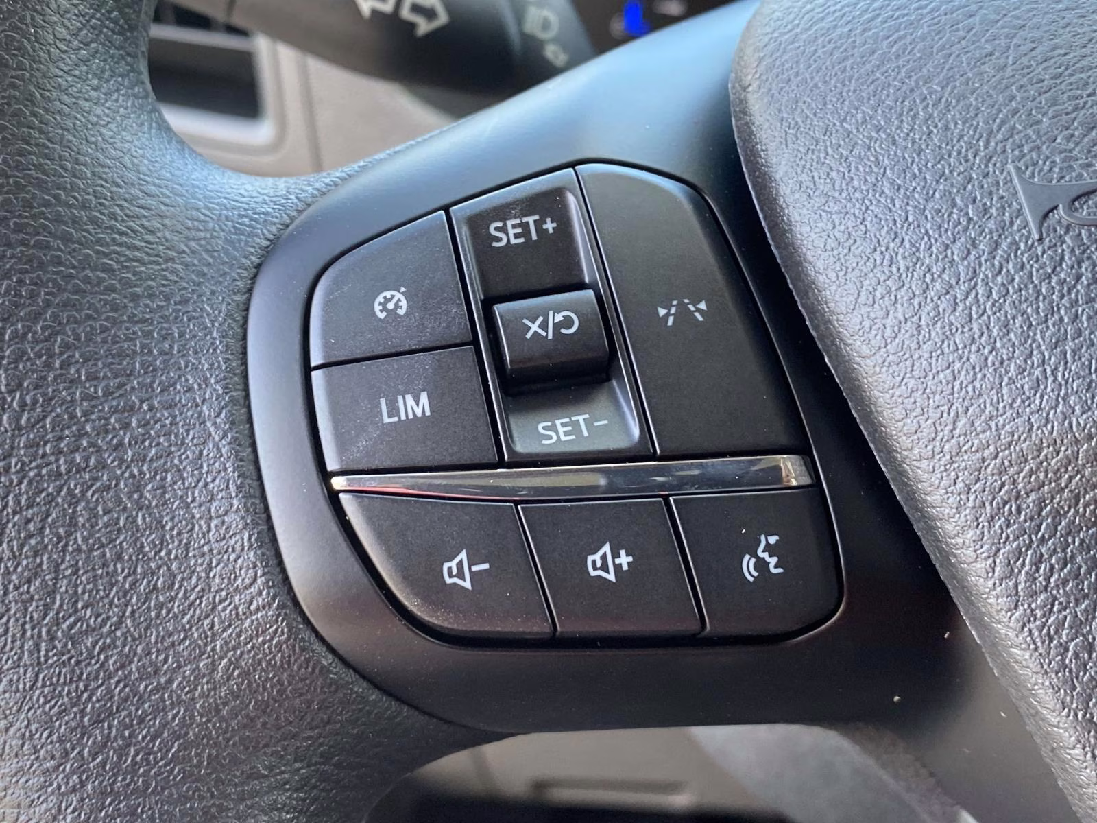 2026 Oxford White Ford Transit-350 XL RWD Crossover