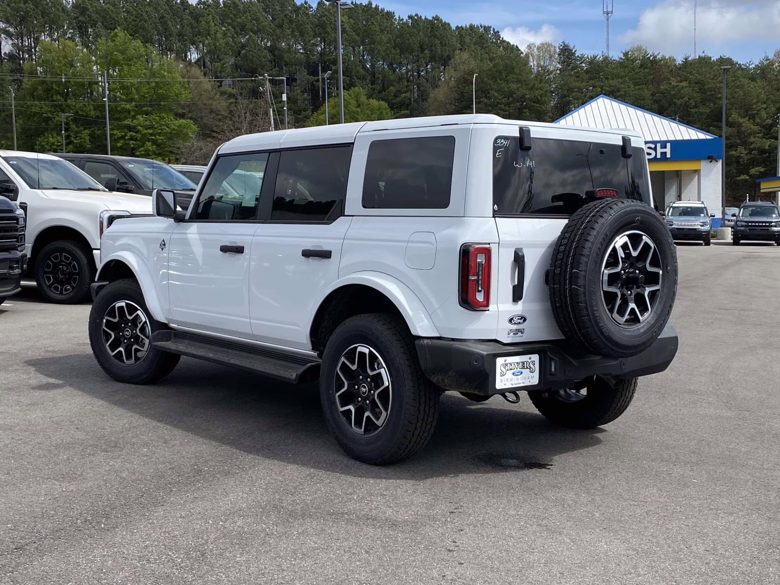2026 Oxford White Ford Bronco Outer Banks 4X4 SUV