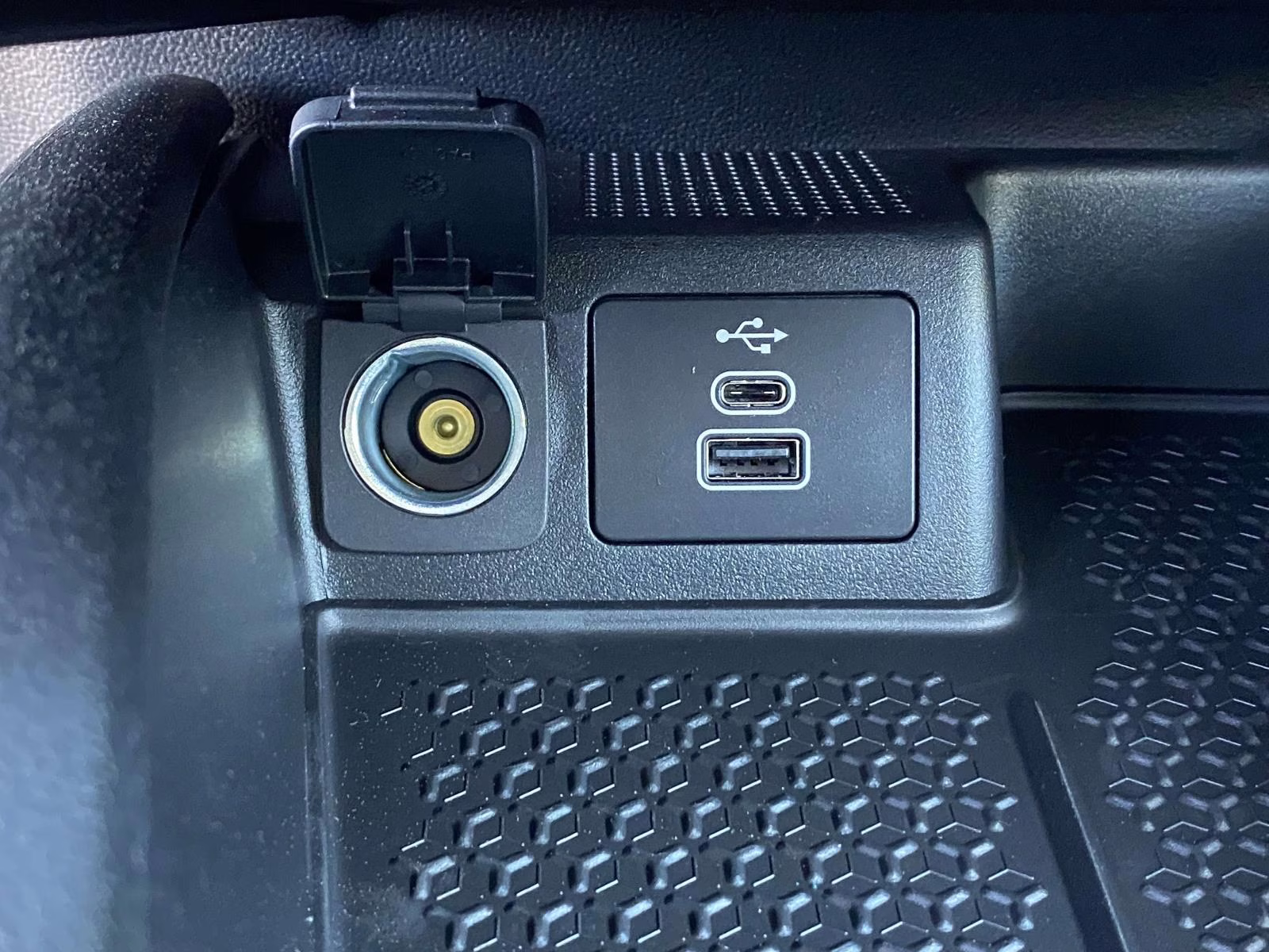 2026 White Metallic Ford Bronco Sport Big Bend 4X4 SUV