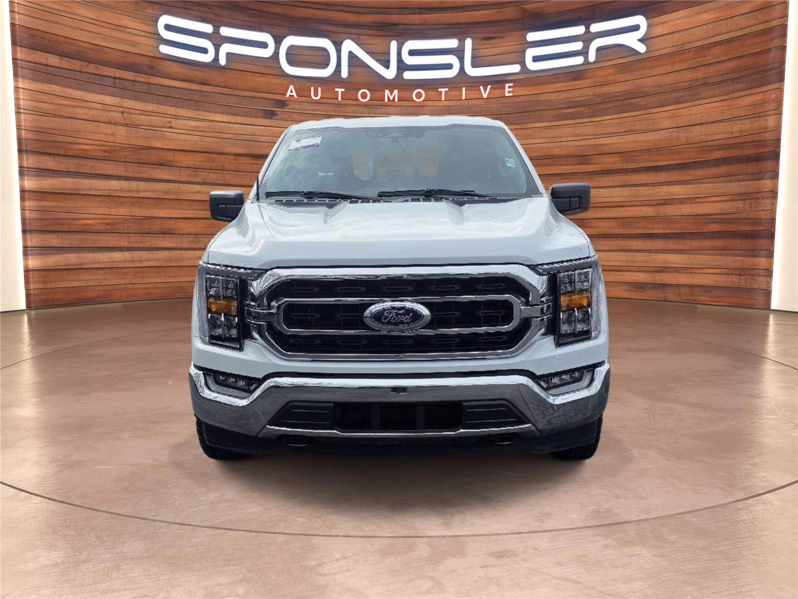 2023 Oxford White Ford F-150 XLT 4X4 Truck