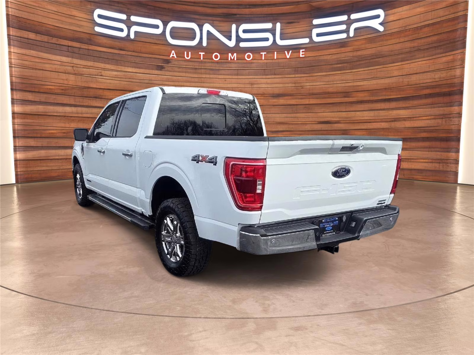 2023 Oxford White Ford F-150 XLT 4X4 Truck