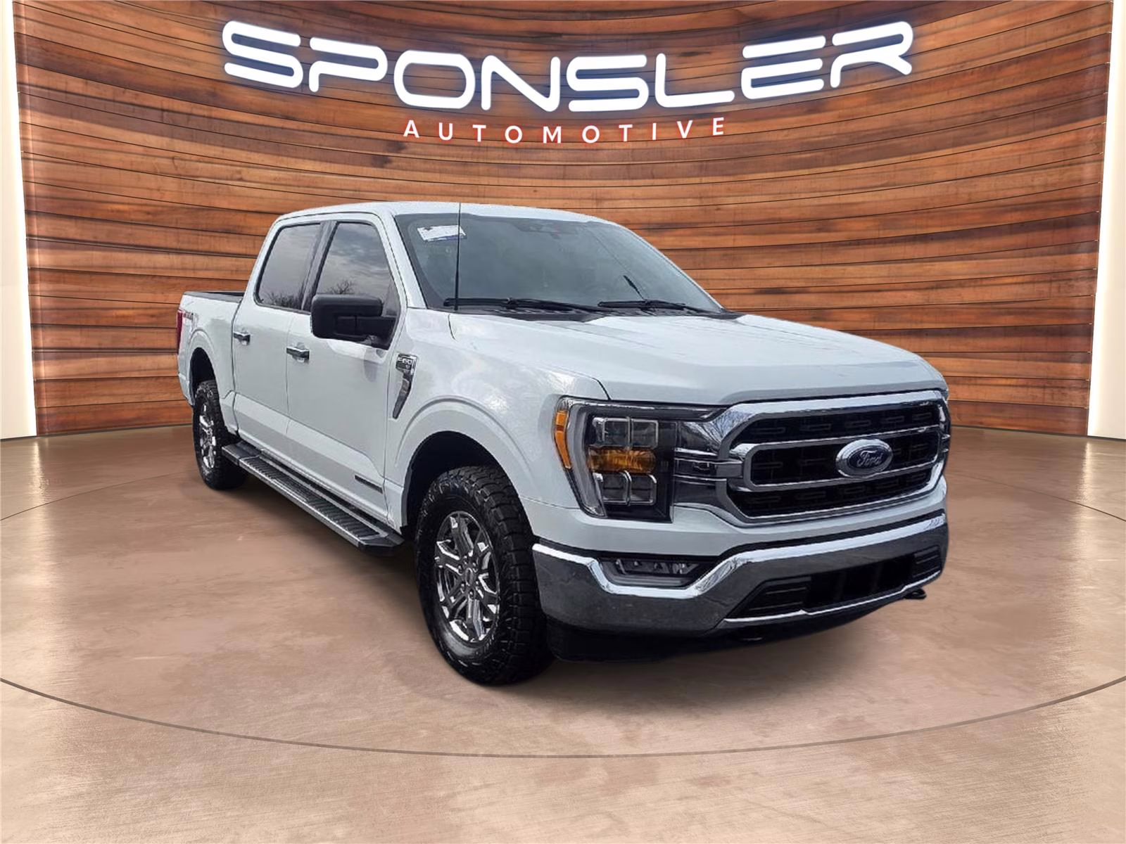 2023 Oxford White Ford F-150 XLT 4X4 Truck