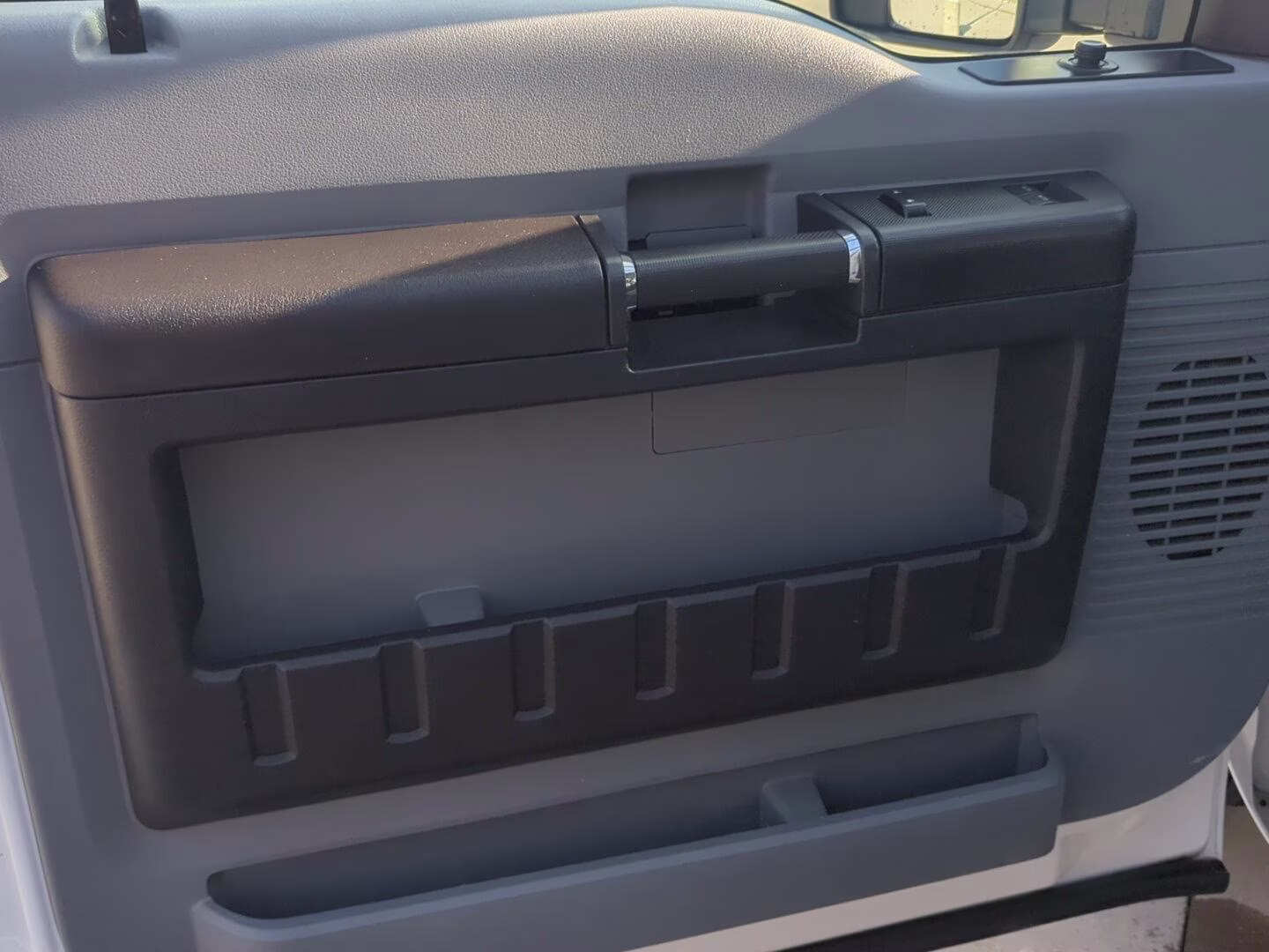 2016 Oxford White Ford Super Duty F-250 SRW XL RWD Truck