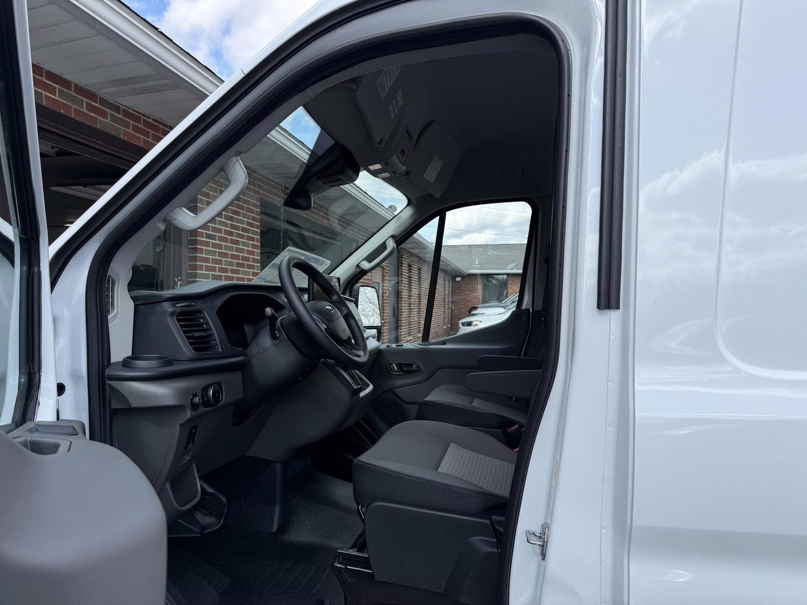 2026 Oxford White Ford Transit Cargo Van T-250 Med. Roof RWD Van