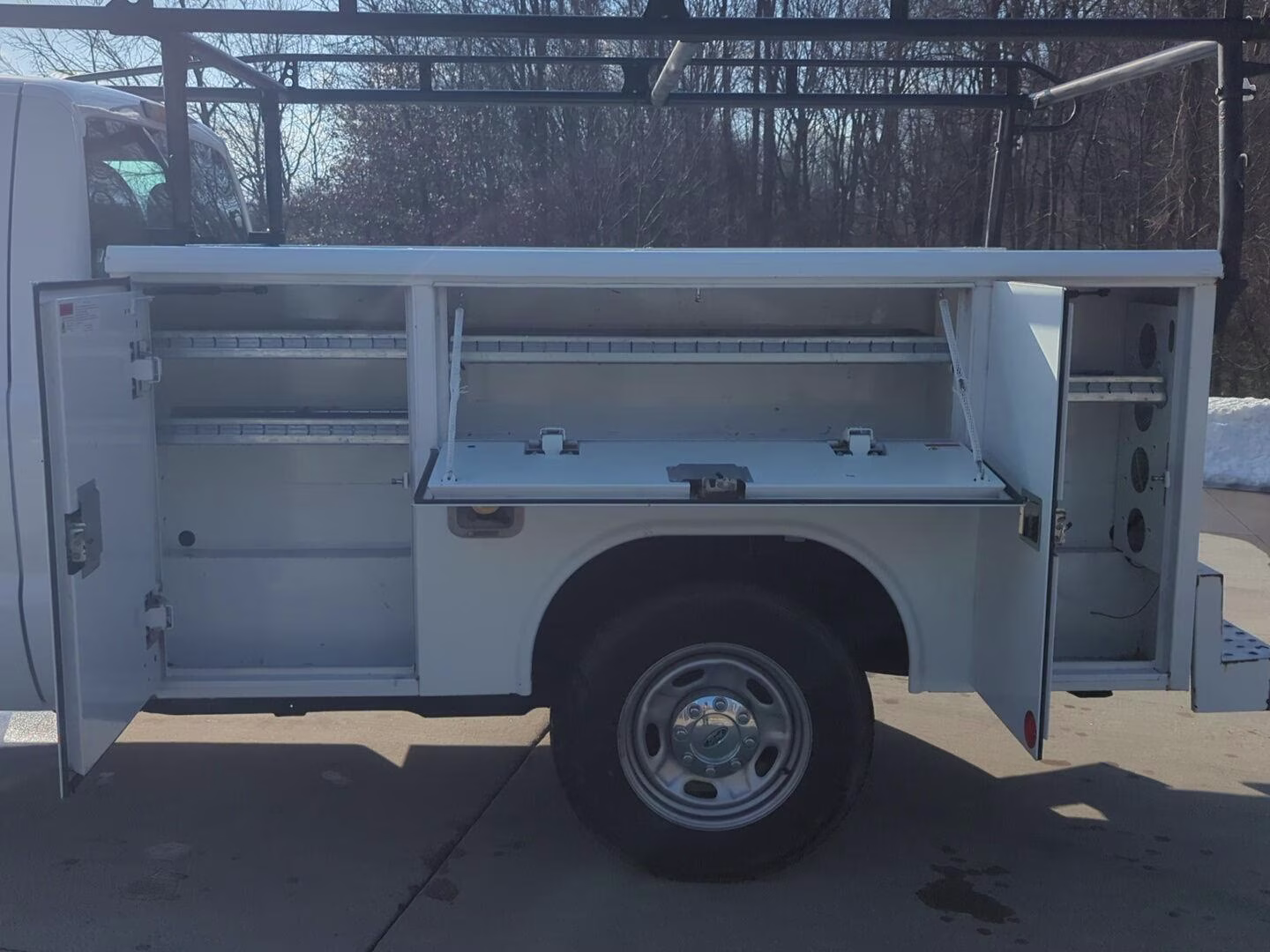2016 Oxford White Ford Super Duty F-250 SRW XL RWD Truck
