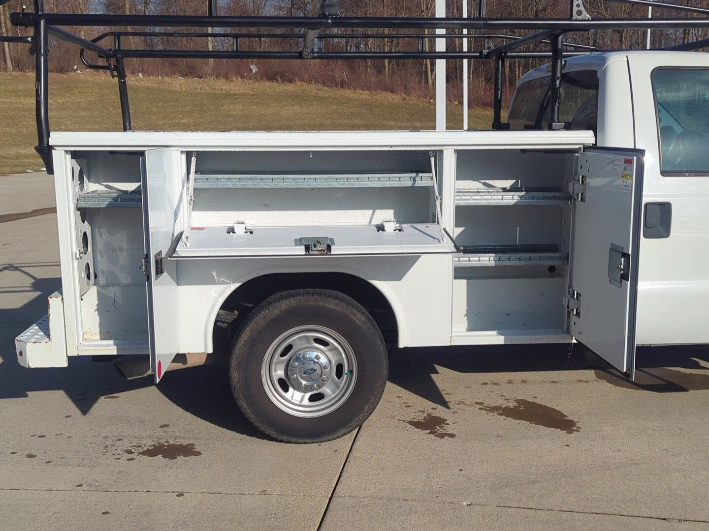 2016 Oxford White Ford Super Duty F-250 SRW XL RWD Truck