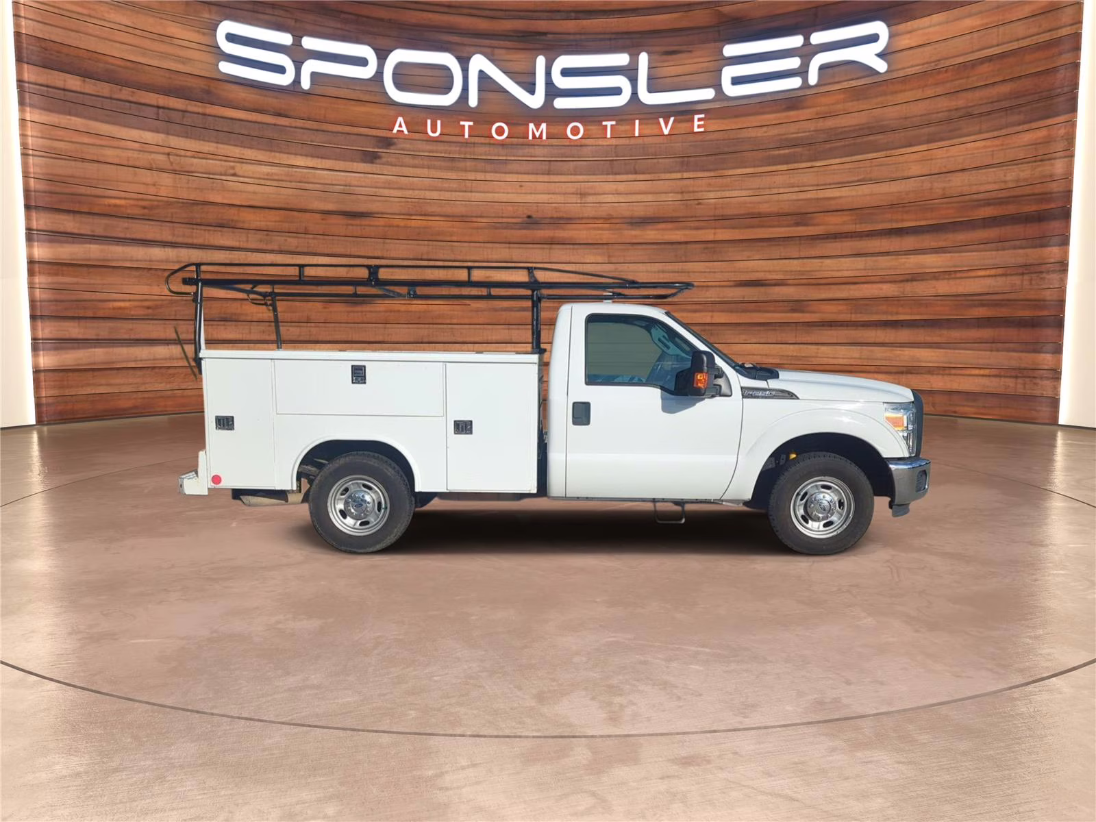 2016 Oxford White Ford Super Duty F-250 SRW XL RWD Truck