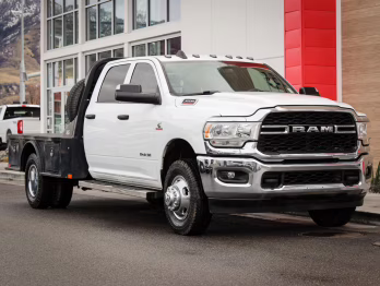 2022 Bright White Clearcoat Ram 3500 Chassis Cab Tradesman 4X4 Truck