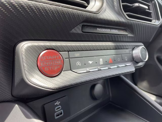 2026 Oxford White Ford Mustang GT RWD Coupe