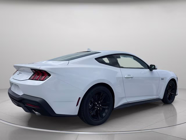 2026 Oxford White Ford Mustang GT RWD Coupe