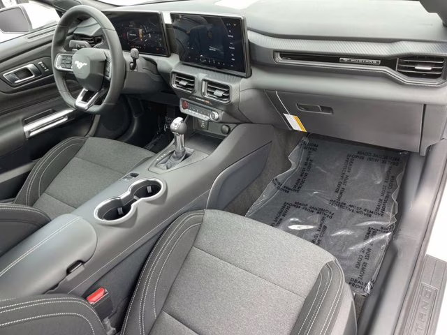 2026 Oxford White Ford Mustang GT RWD Coupe