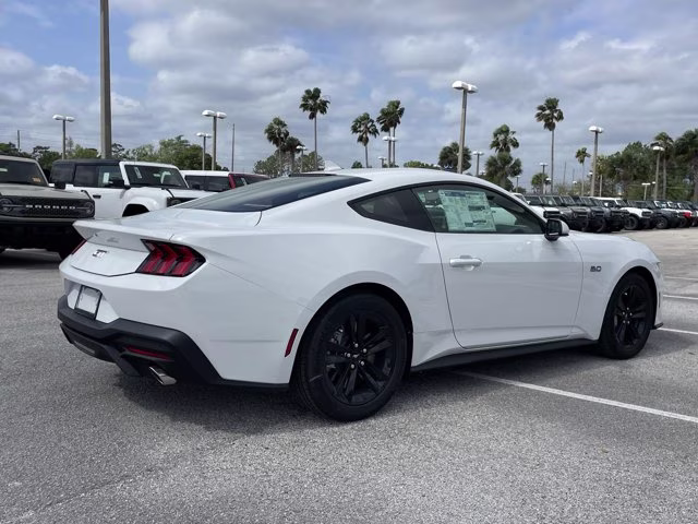 2026 Oxford White Ford Mustang GT RWD Coupe