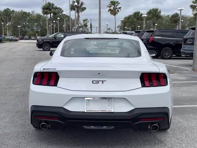 2026 Oxford White Ford Mustang GT RWD Coupe