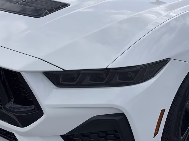2026 Oxford White Ford Mustang GT RWD Coupe