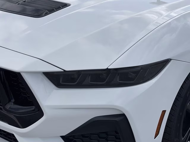2026 Oxford White Ford Mustang GT RWD Coupe