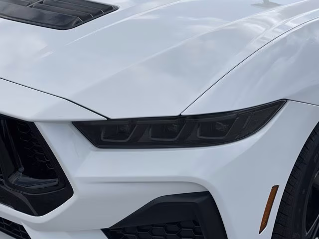 2026 Oxford White Ford Mustang GT RWD Coupe