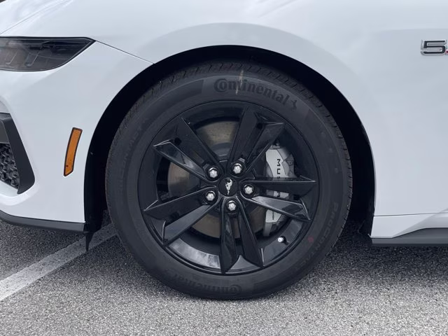 2026 Oxford White Ford Mustang GT RWD Coupe