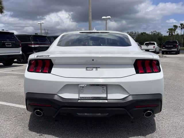 2026 Oxford White Ford Mustang GT RWD Coupe