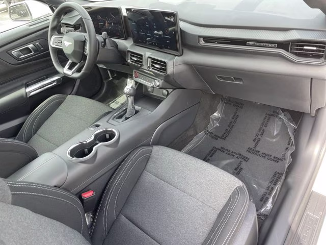 2026 Oxford White Ford Mustang GT RWD Coupe