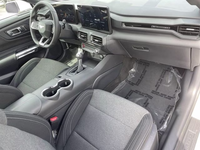 2026 Oxford White Ford Mustang GT RWD Coupe