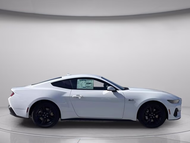 2026 Oxford White Ford Mustang GT RWD Coupe