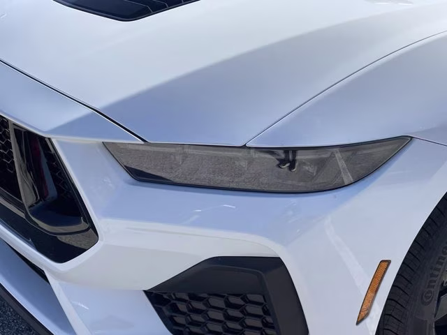 2026 Oxford White Ford Mustang GT RWD Coupe