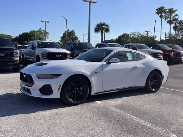 2026 Oxford White Ford Mustang GT RWD Coupe