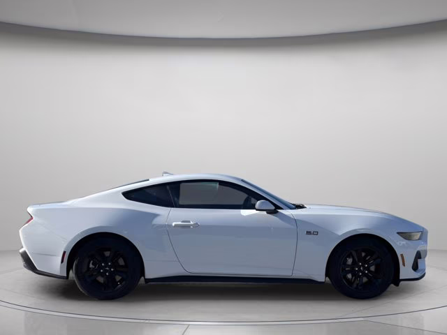 2026 Oxford White Ford Mustang GT RWD Coupe