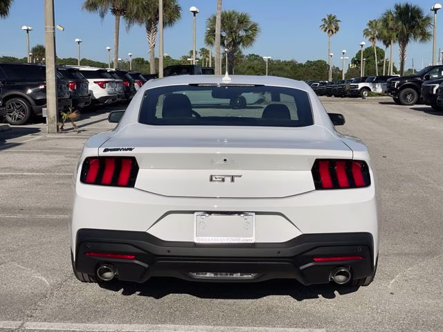 2026 Oxford White Ford Mustang GT RWD Coupe