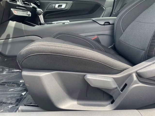 2026 Oxford White Ford Mustang EcoBoost RWD Coupe