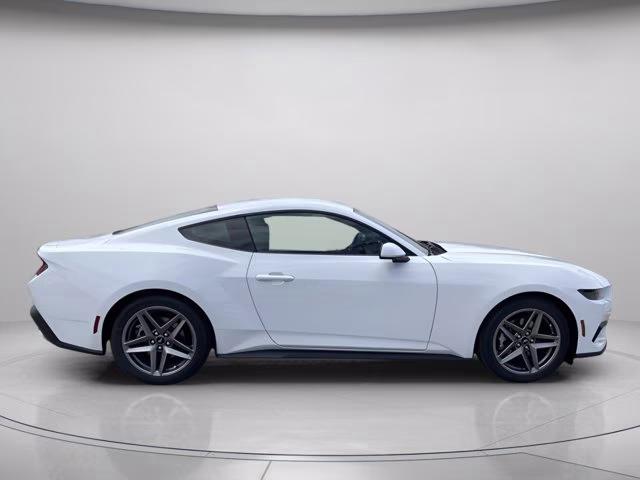2026 Oxford White Ford Mustang EcoBoost RWD Coupe