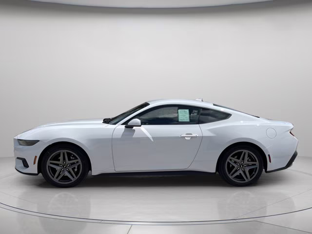2026 Oxford White Ford Mustang EcoBoost RWD Coupe
