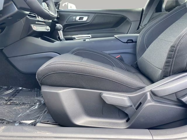 2026 Oxford White Ford Mustang EcoBoost RWD Coupe