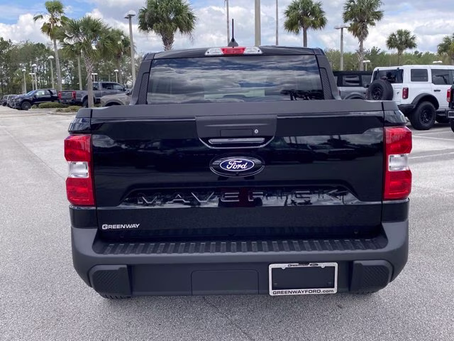 2026 Shadow Black Ford Maverick XL FWD Truck