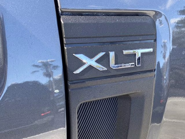 2026 Carbonized Gray Metallic Ford Maverick XLT FWD Truck