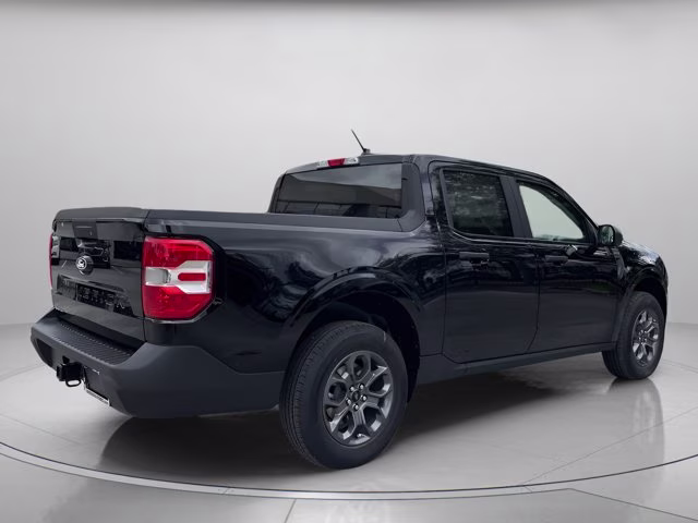 2026 Shadow Black Ford Maverick XLT FWD Truck