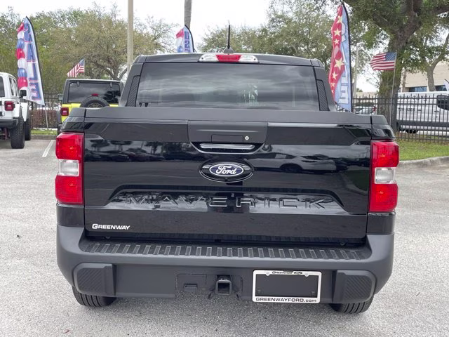 2026 Shadow Black Ford Maverick XLT FWD Truck