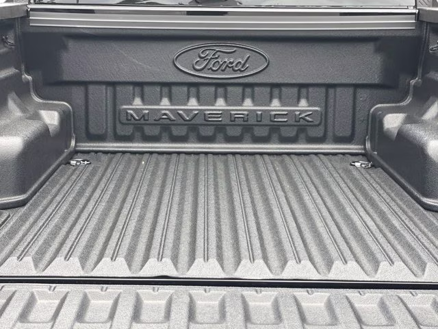 2026 Shadow Black Ford Maverick XLT FWD Truck