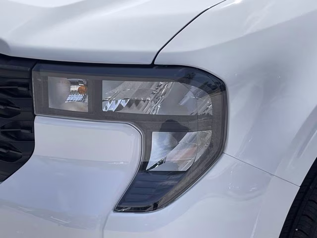 2026 Oxford White Ford Maverick XLT FWD Truck