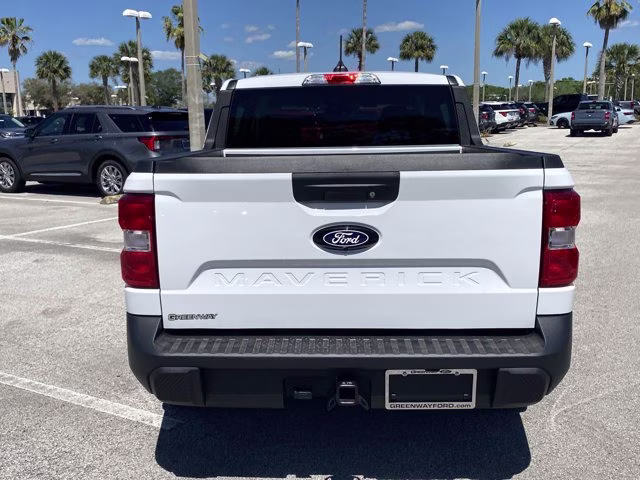 2026 Oxford White Ford Maverick XLT FWD Truck