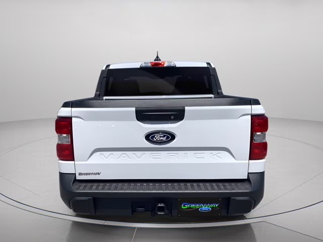 2026 Oxford White Ford Maverick XLT FWD Truck