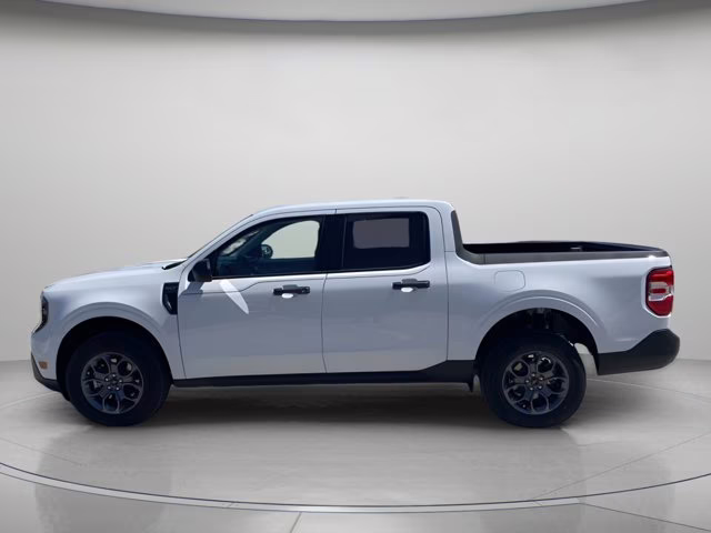 2026 Oxford White Ford Maverick XLT FWD Truck